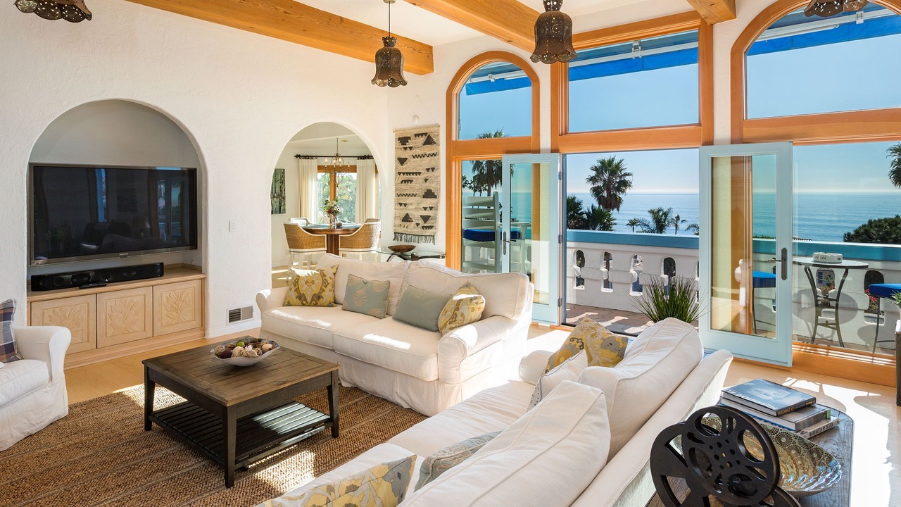 Photo of Livingroom in Western Malibu