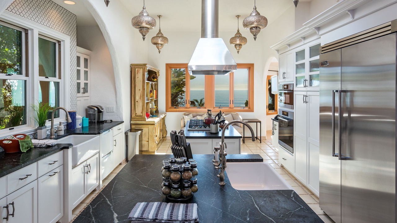 Photo of Kitchen in Western Malibu