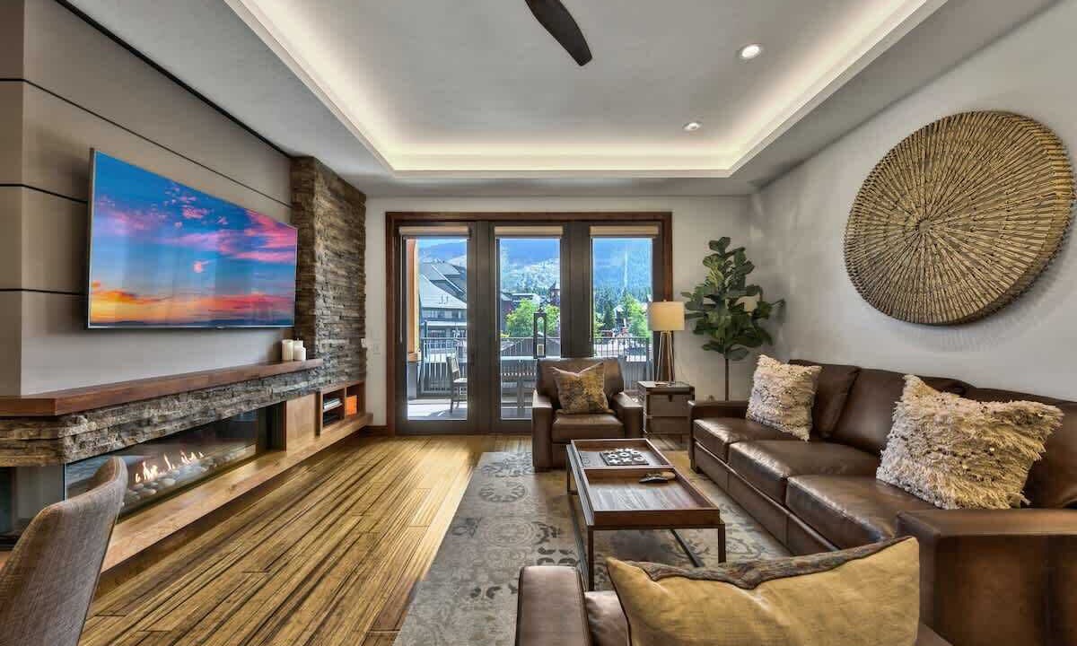 Photo of Livingroom in Lakeside Park