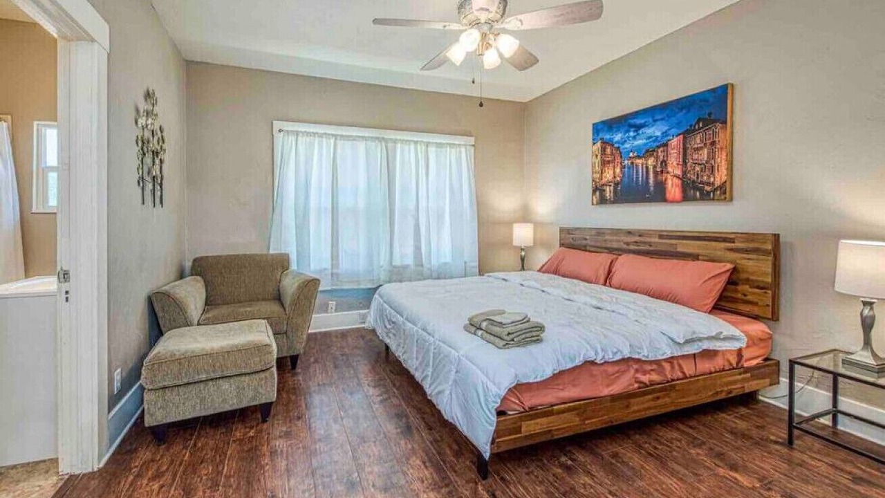Photo of Bedroom in Tower District