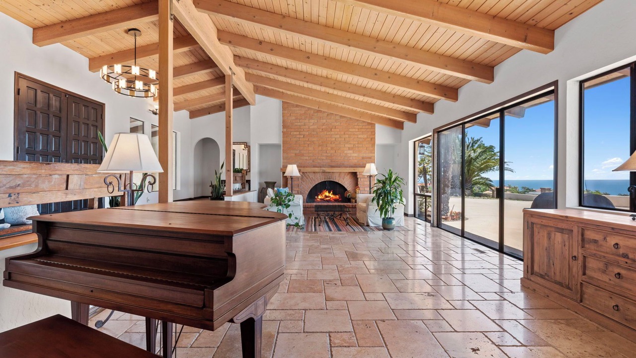 Photo of Bedroom in Central Malibu