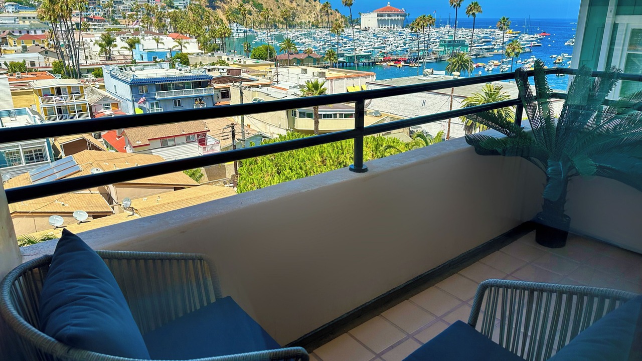 Photo of Patio Balcony in Avalon