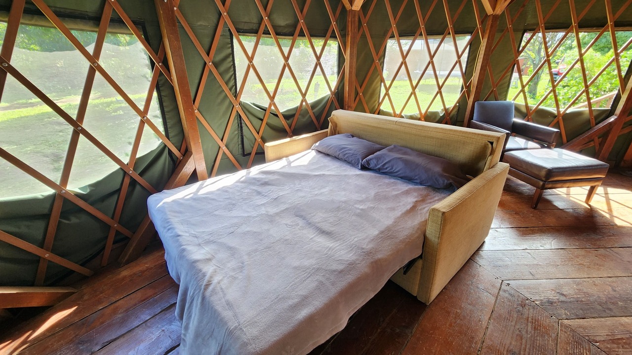 Photo of Bedroom in Mokuleia