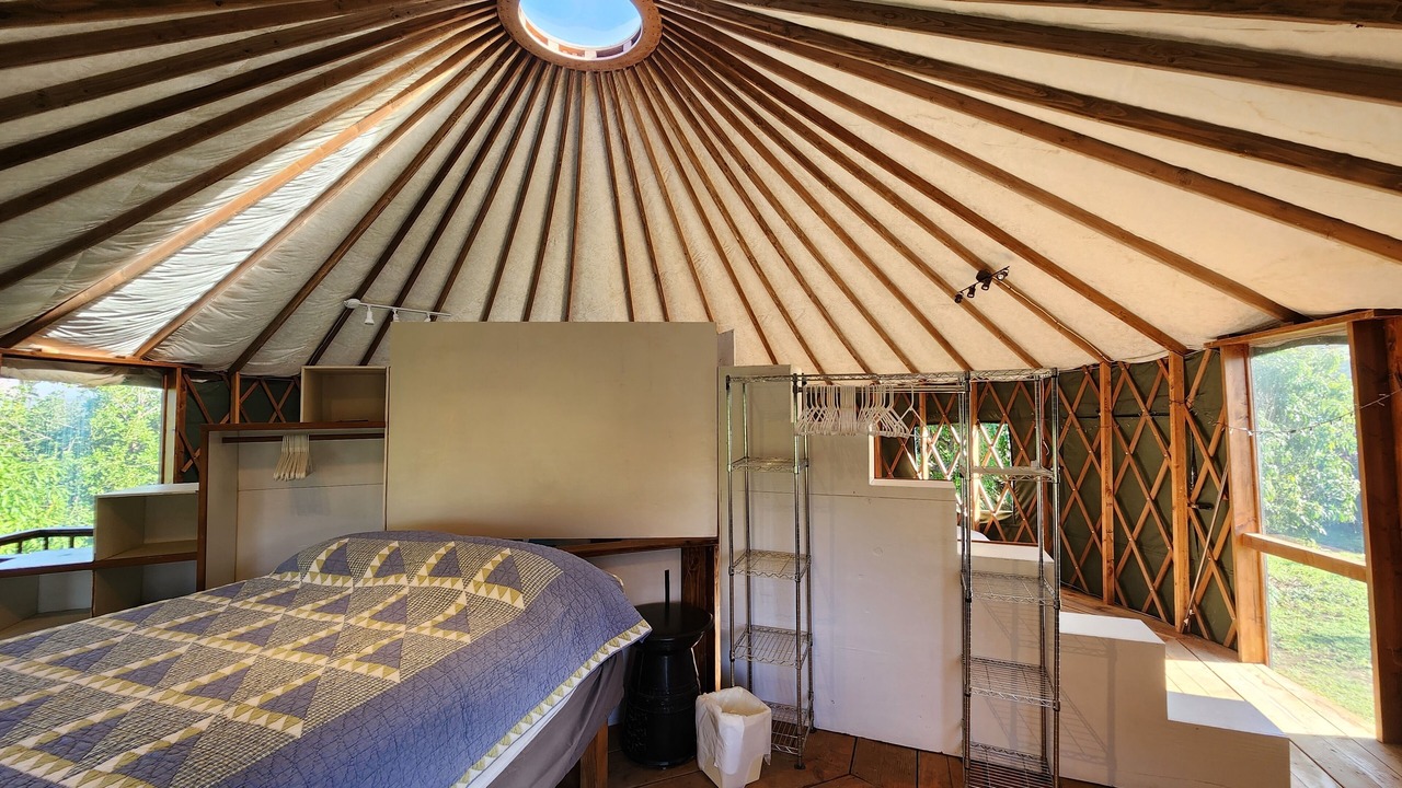 Photo of Bedroom in Mokuleia