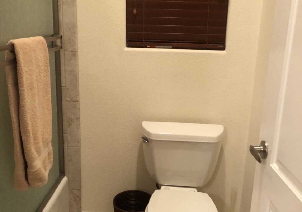 Photo of Bathroom in Moovalya Keys