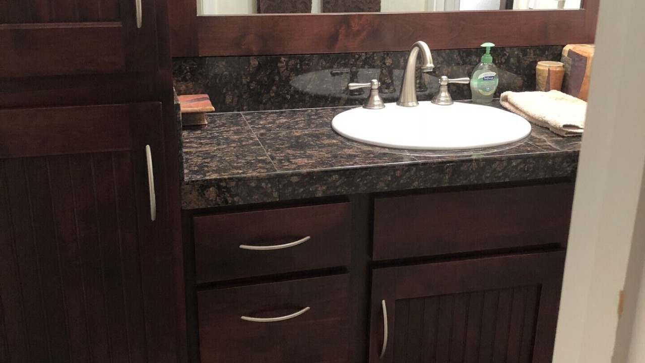 Photo of Bathroom in Moovalya Keys