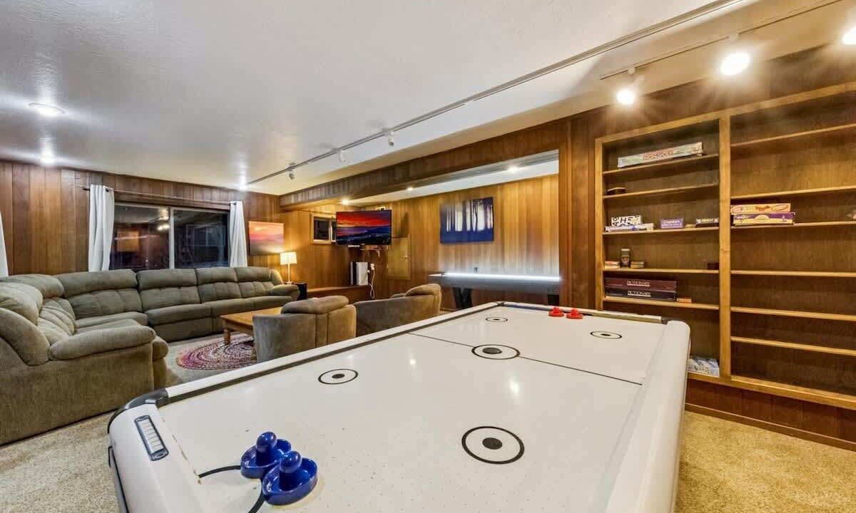 Photo of Bedroom in Montgomery Estates