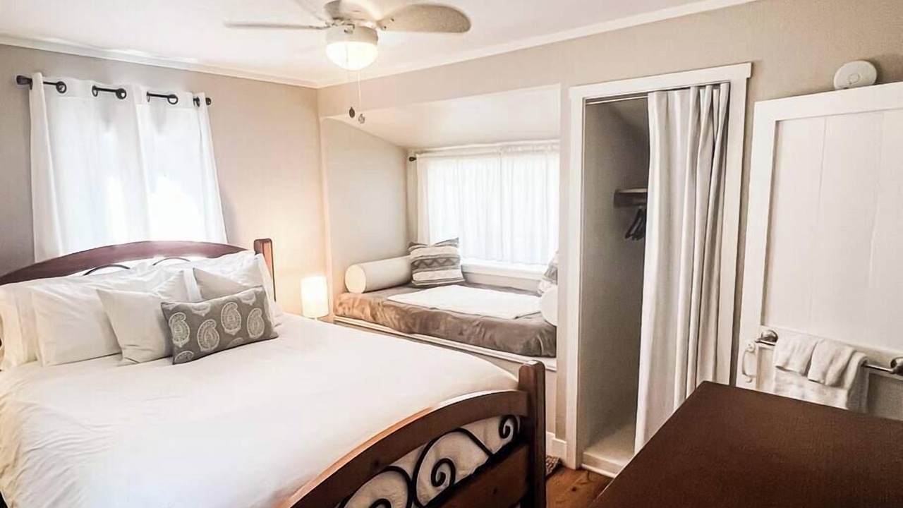 Photo of Bedroom in Idyllwild