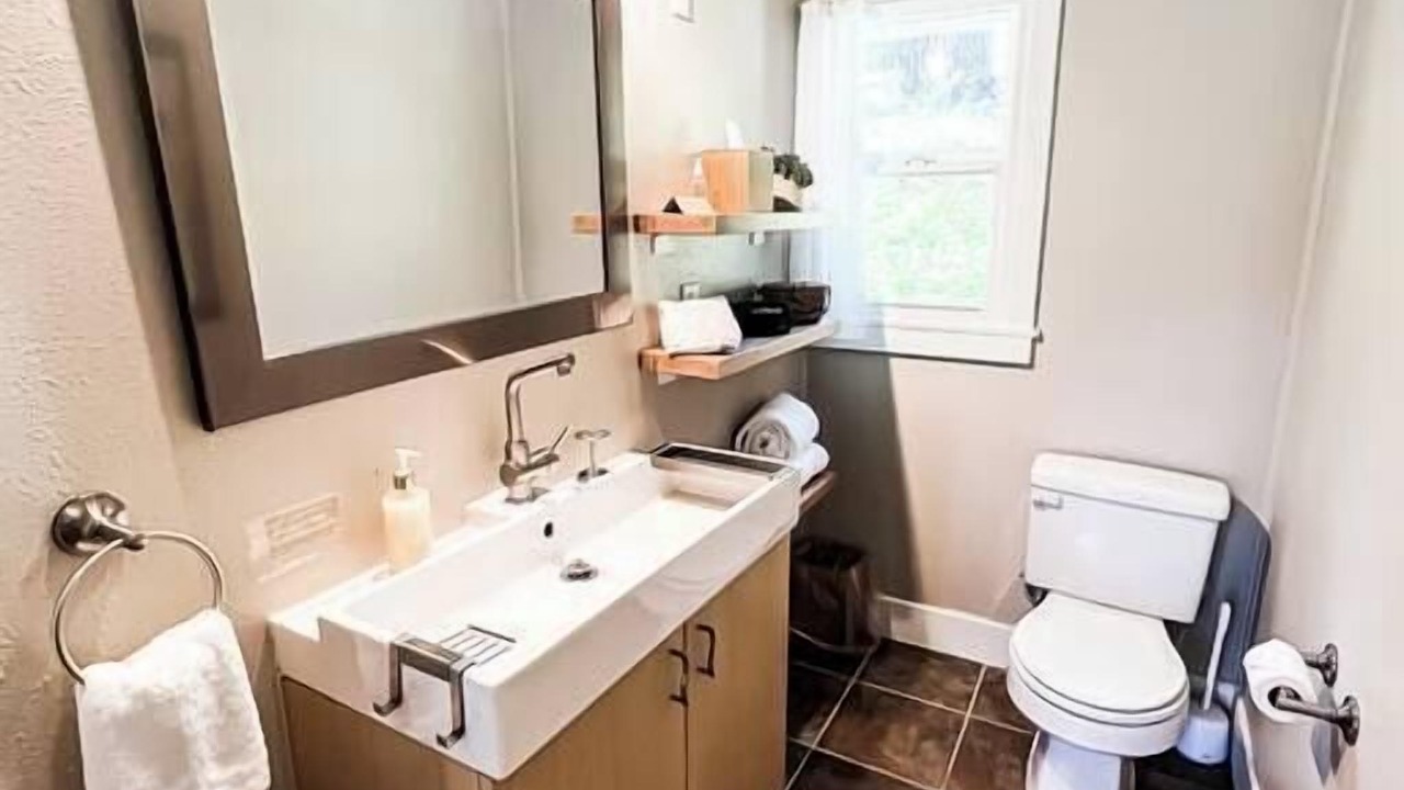 Photo of Bathroom in Idyllwild