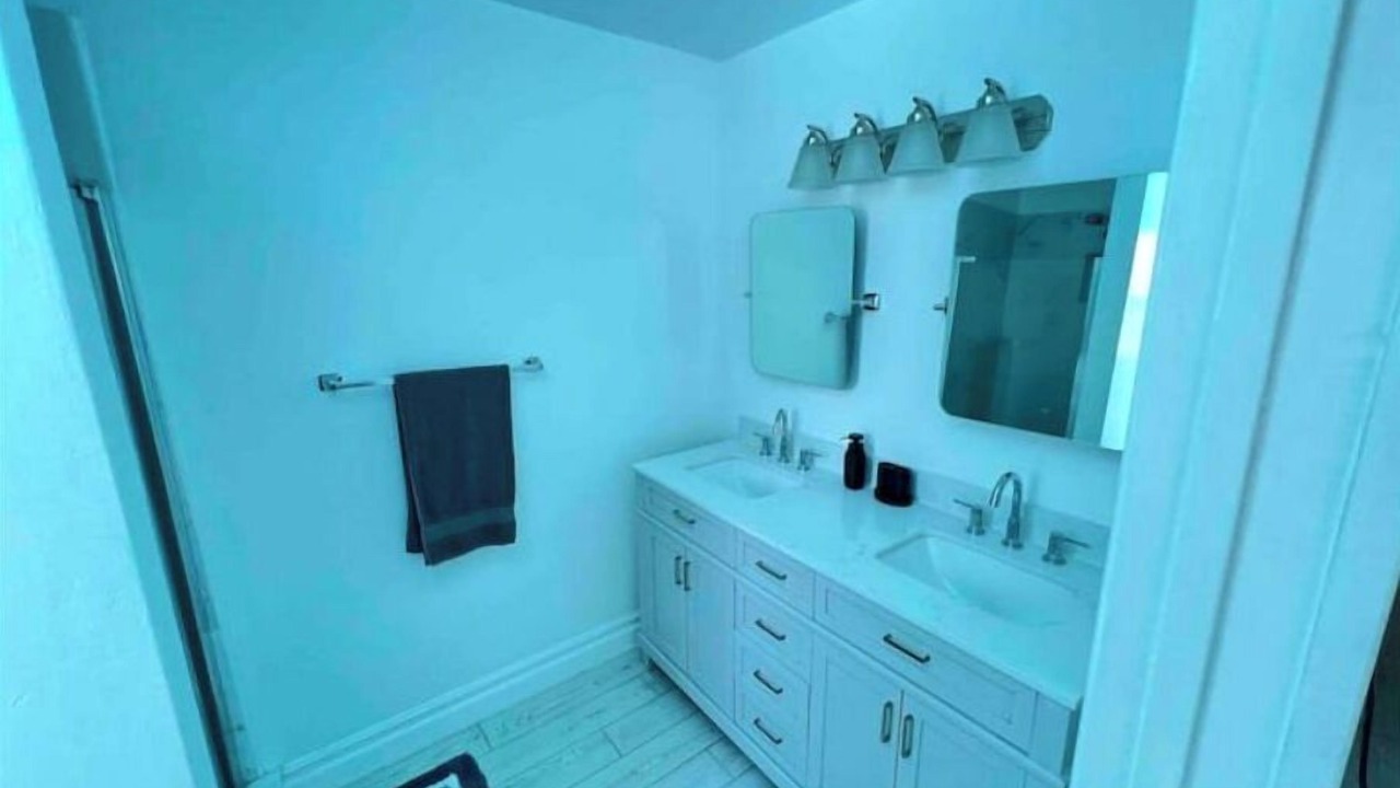 Photo of Bathroom in Bakersfield