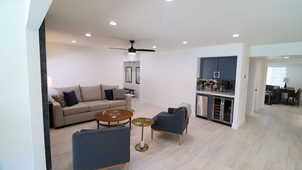 Photo of Livingroom in Rancho Oakey