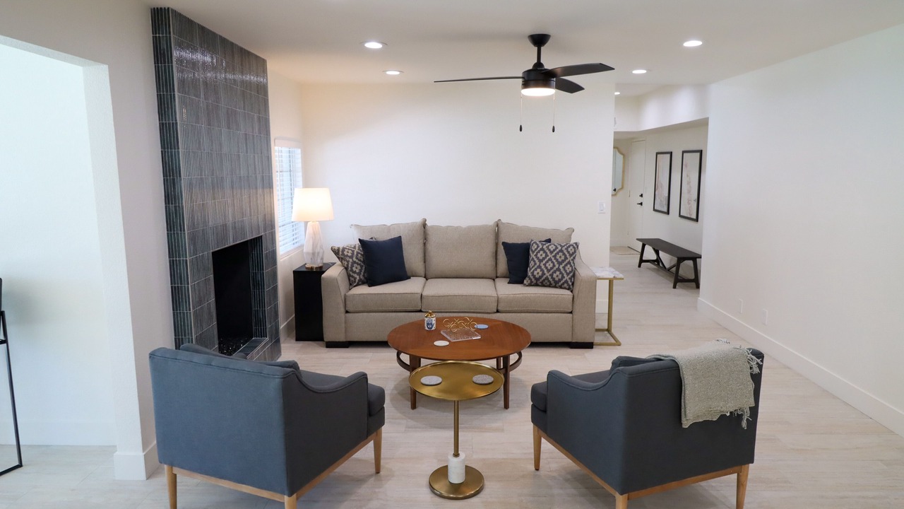 Photo of Livingroom in Rancho Oakey