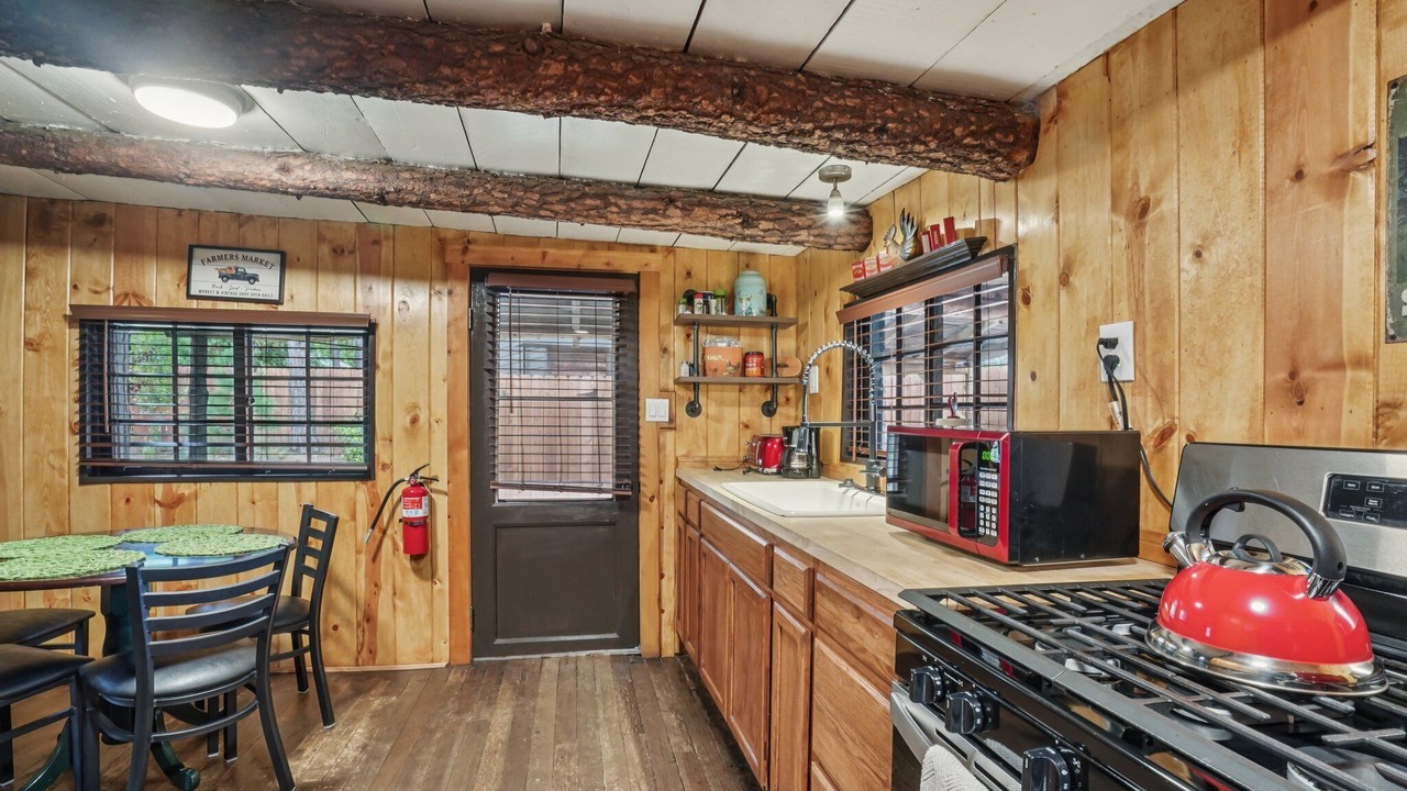 Photo of Kitchen in Idyllwild