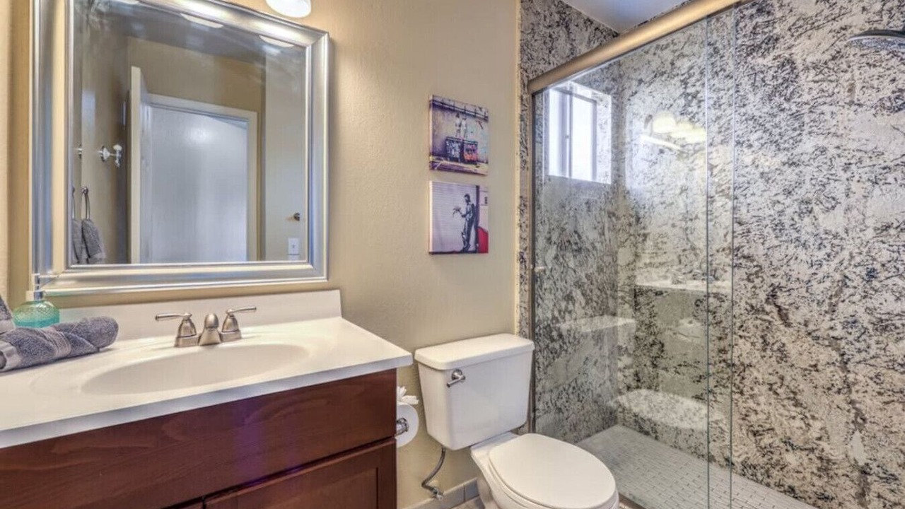 Photo of Bathroom in North Las Vegas