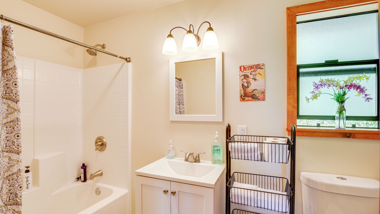 Photo of Bathroom in Julian