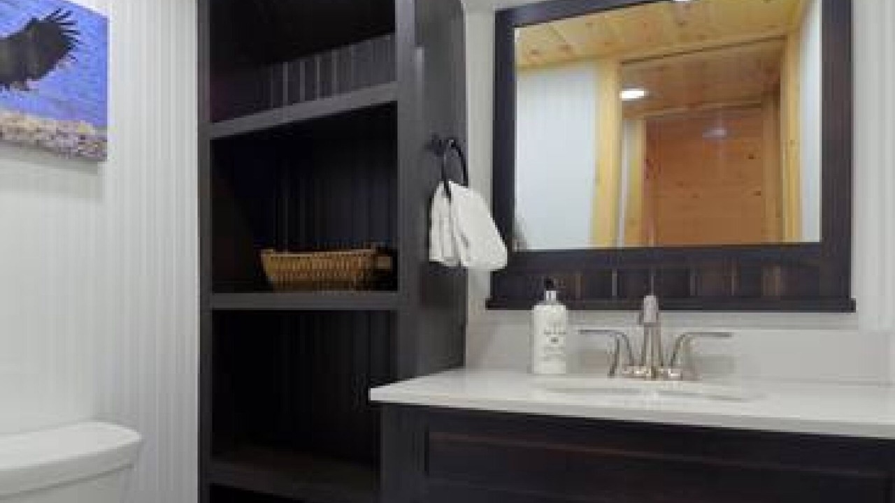 Photo of Bathroom in Idyllwild
