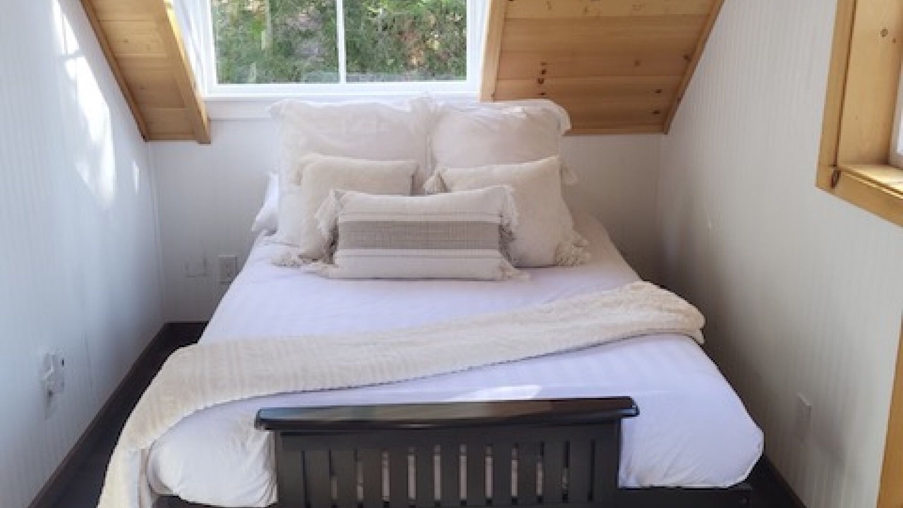 Photo of Bedroom in Idyllwild