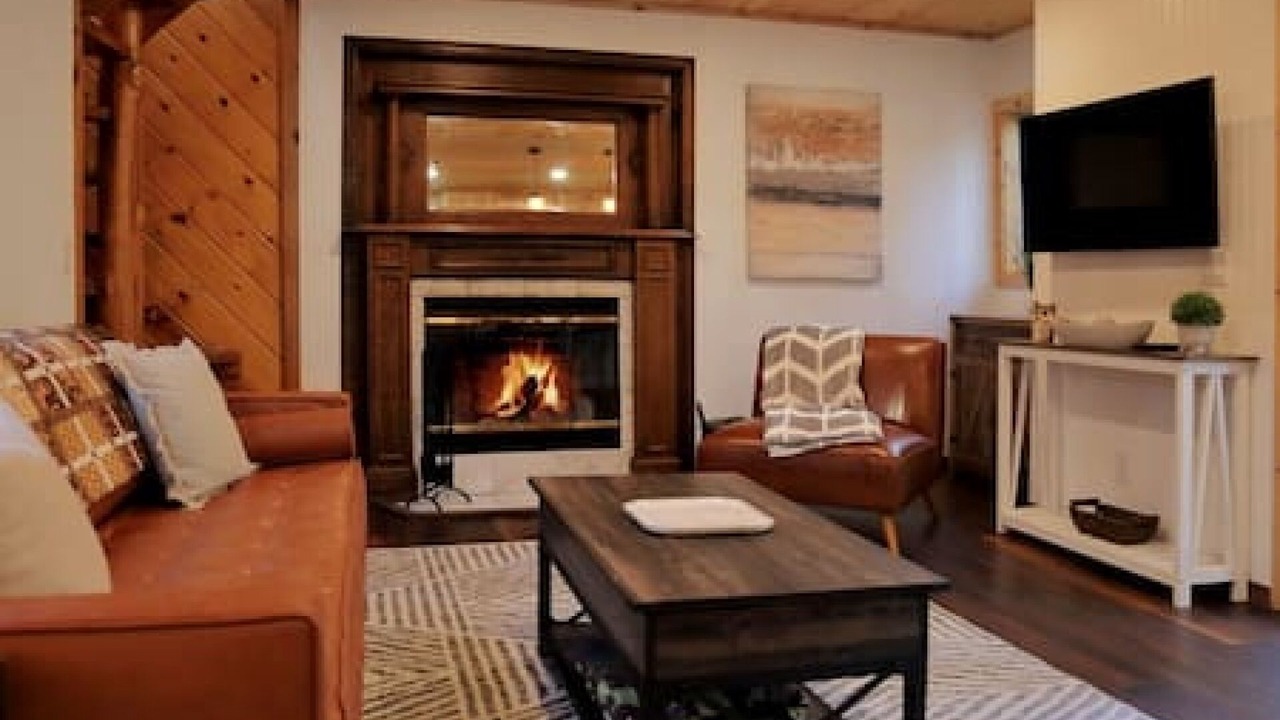 Photo of Livingroom in Idyllwild