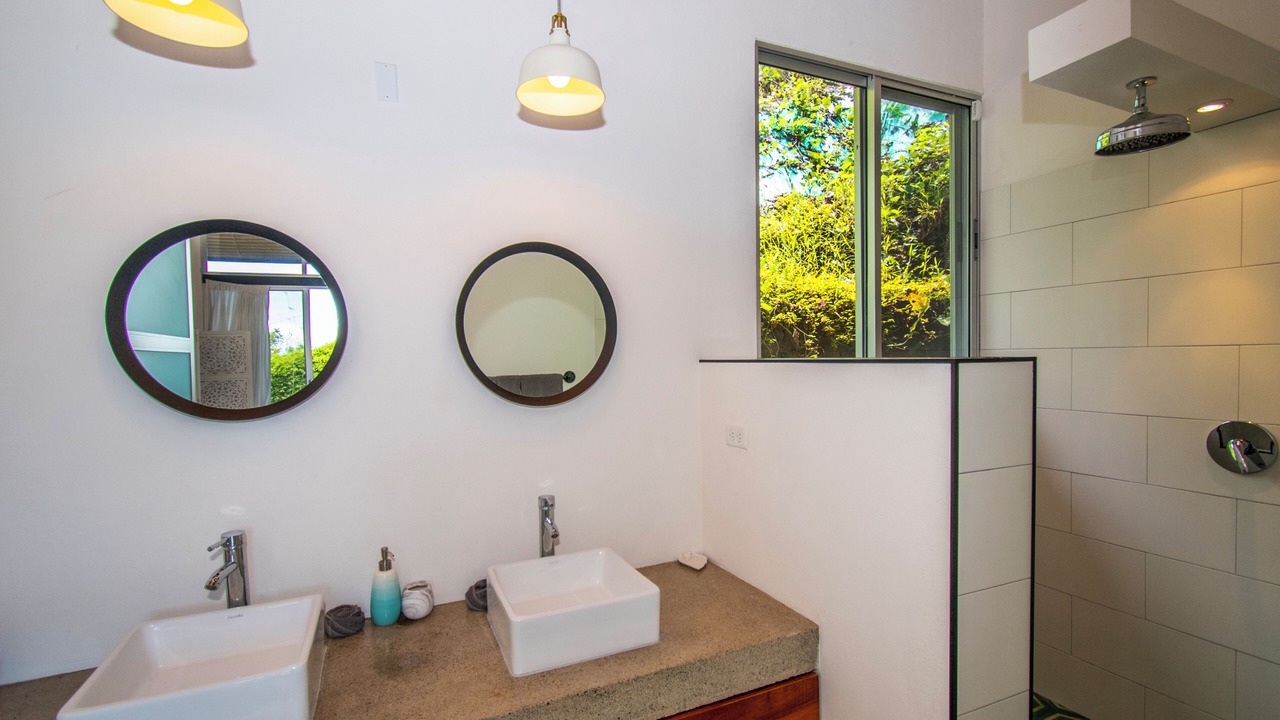 Photo of Bathroom in Ballena
