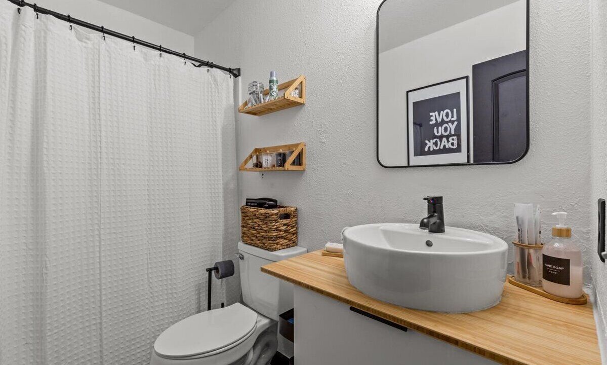 Photo of Bathroom in Paradise