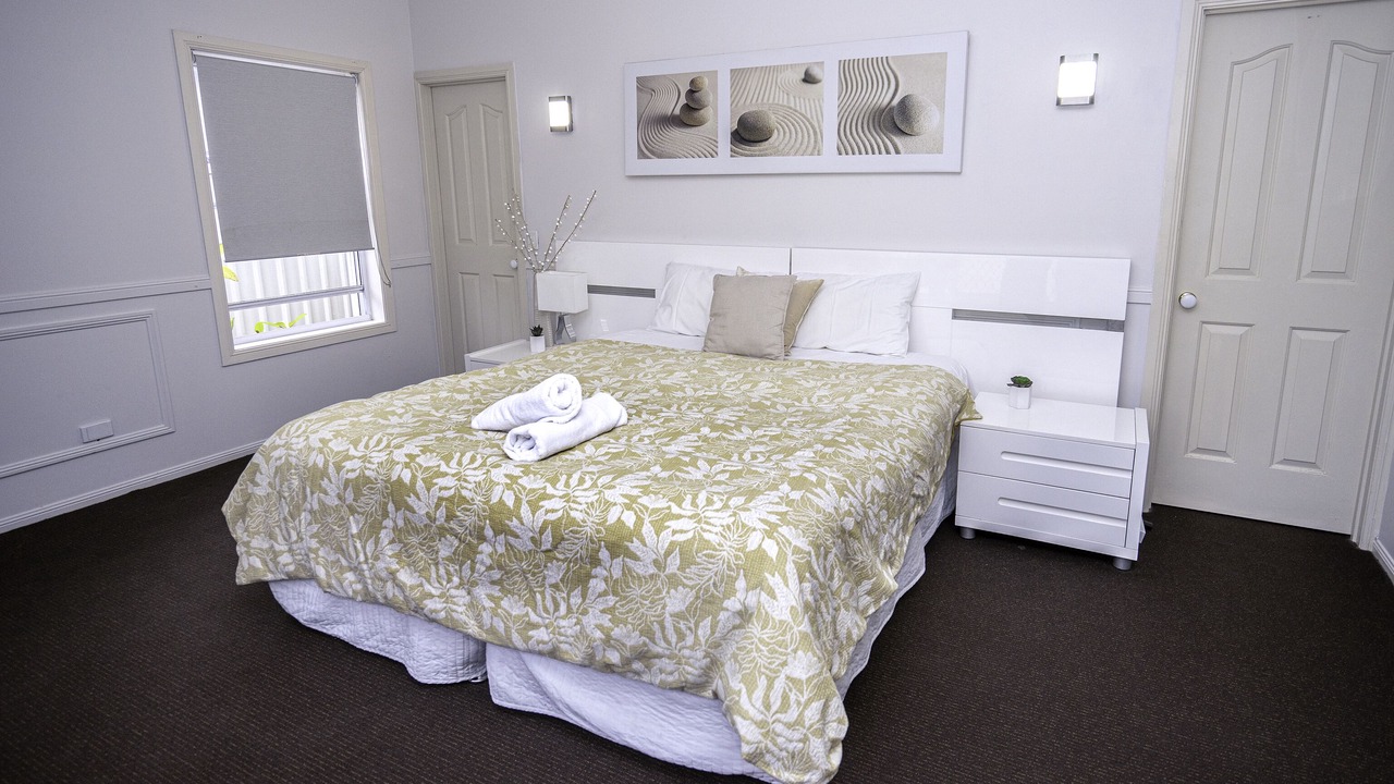 Photo of Bedroom in Broadbeach Waters