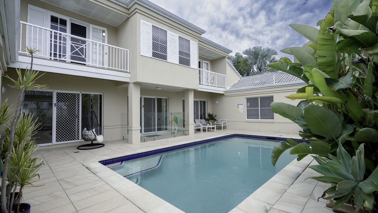 Photo of Outdoor in Broadbeach Waters