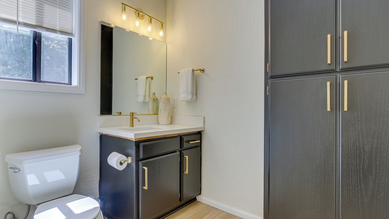 Photo of Bathroom in Lake Arrowhead
