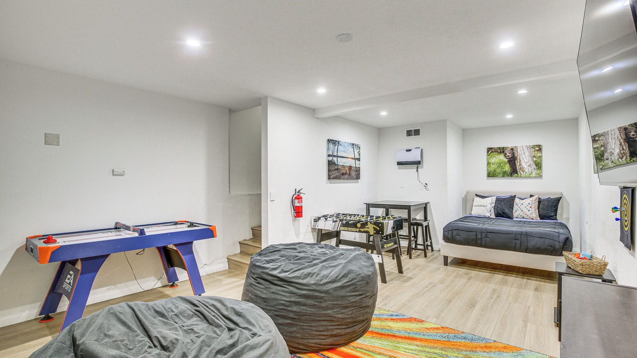 Photo of Bedroom in Lake Arrowhead