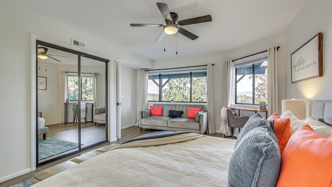 Photo of Bedroom in Lake Arrowhead