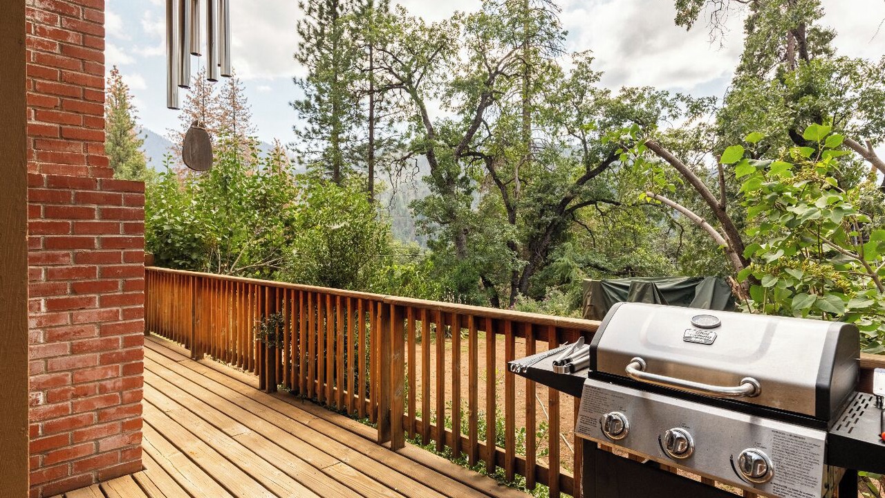 Photo of Outdoor in Springville