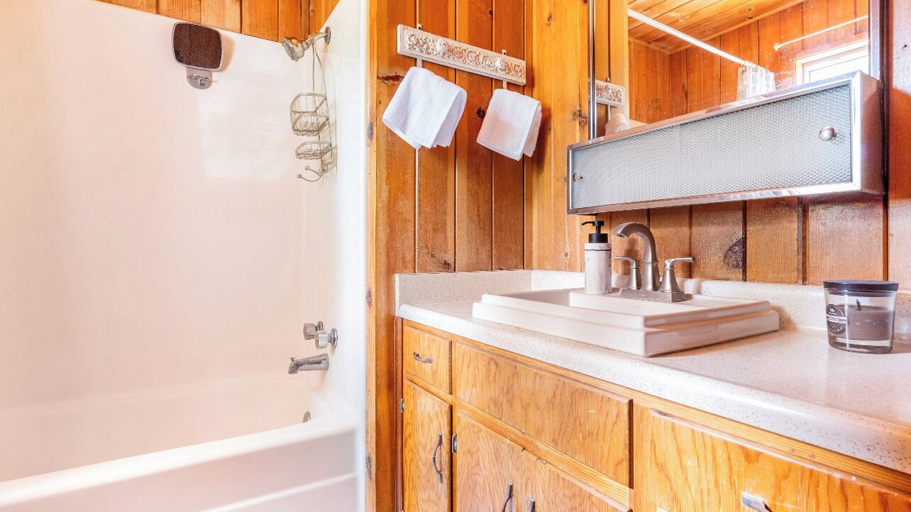 Photo of Bathroom in Springville