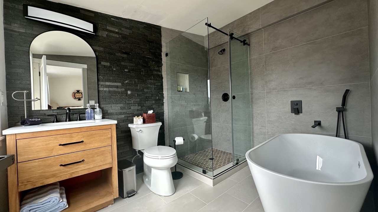 Photo of Bathroom in East Mesa