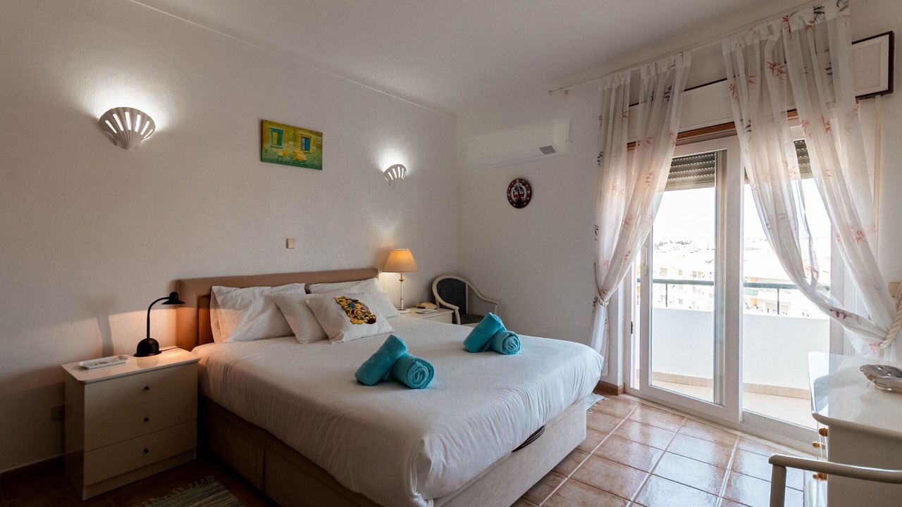 Photo of Bedroom in Albardeira