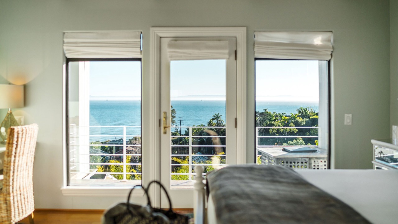 Photo of Bedroom in Summerland