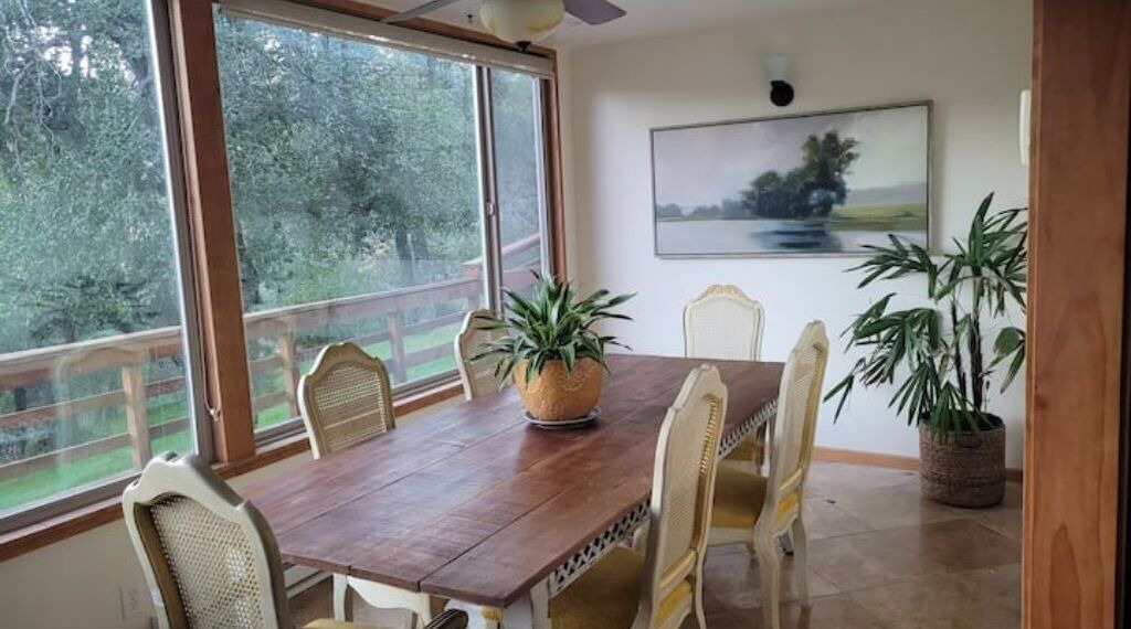 Photo of Livingroom in Julian