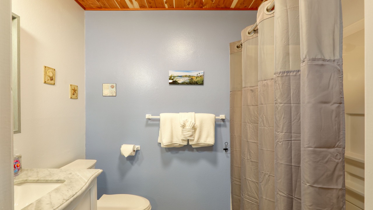 Photo of Bathroom in Cayucos