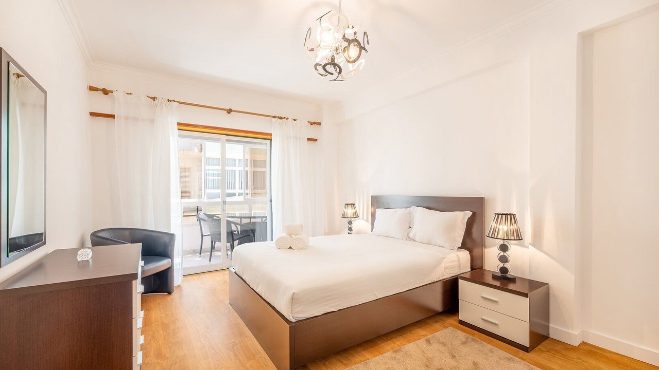 Photo of Bedroom in Charneca de Caparica e Sobreda
