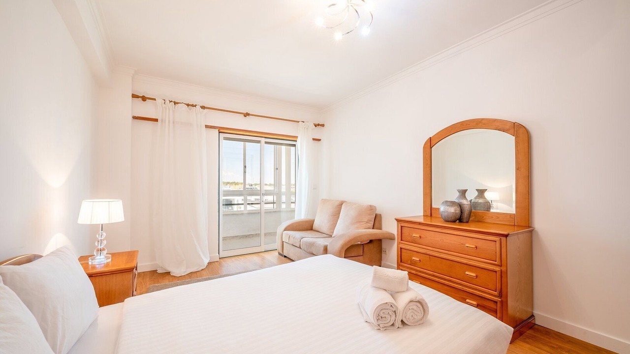 Photo of Bedroom in Charneca de Caparica e Sobreda