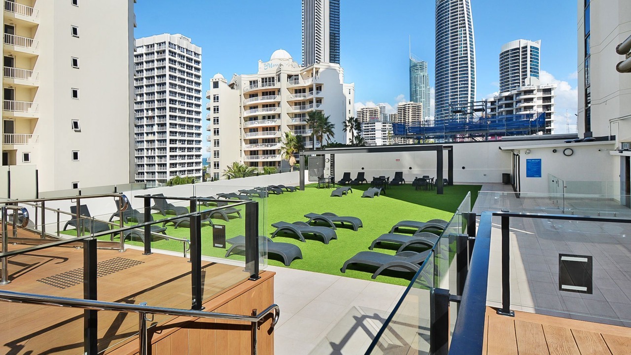 Photo of Others in Surfers Paradise