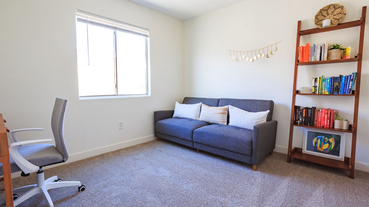 Photo of Livingroom in Spring Valley