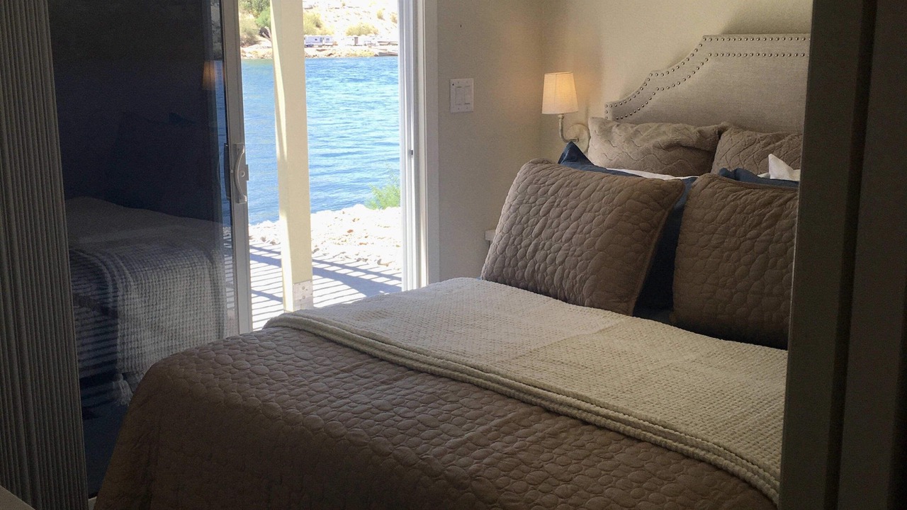 Photo of Bedroom in Parker Dam
