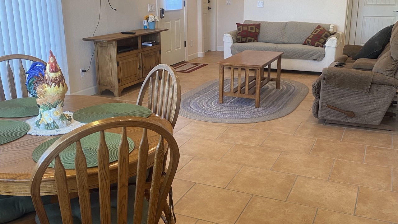 Photo of Livingroom in Lake Havasu City