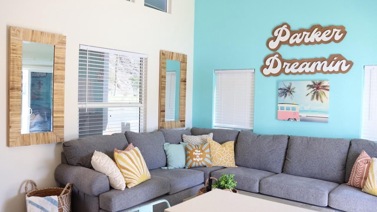 Photo of Livingroom in Parker Dam