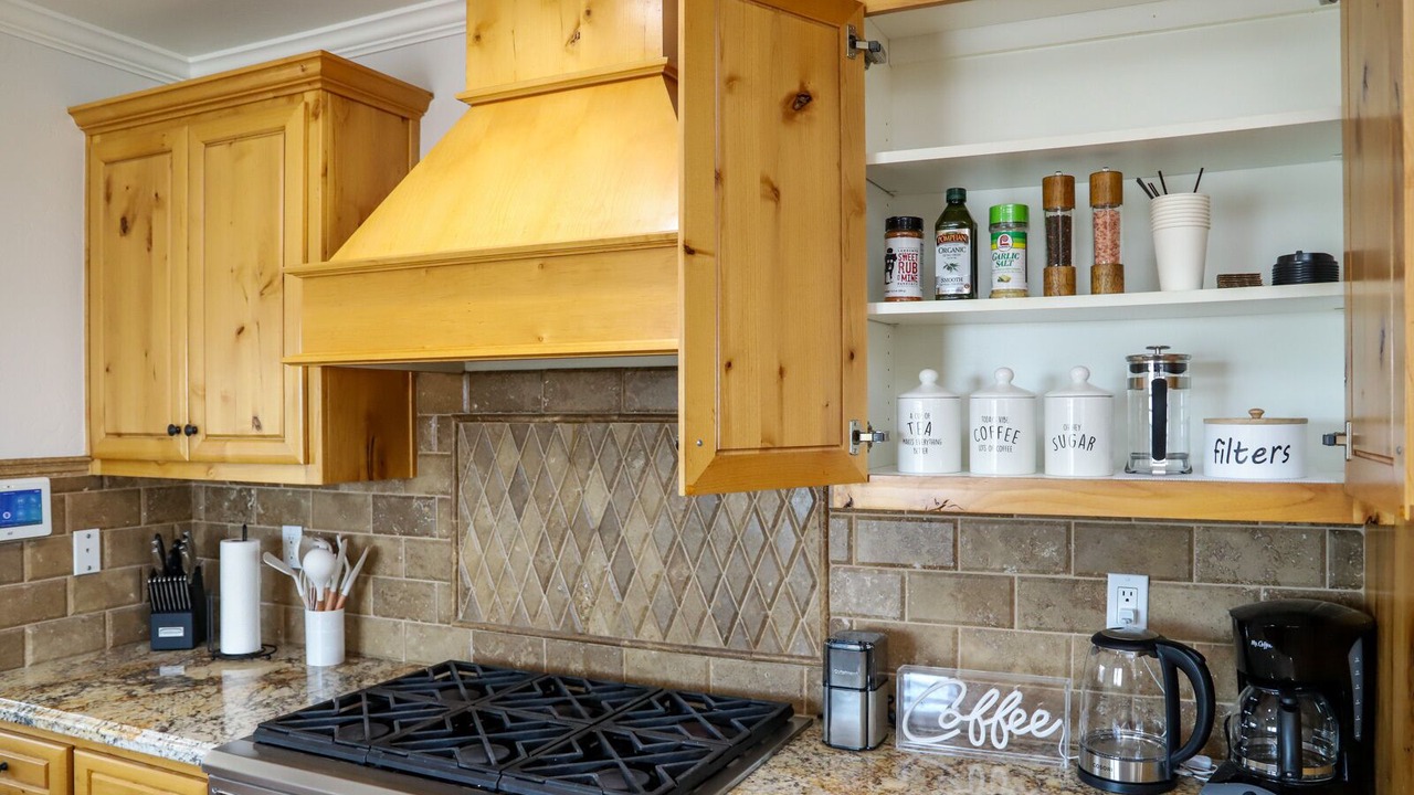 Photo of Others in Raisin