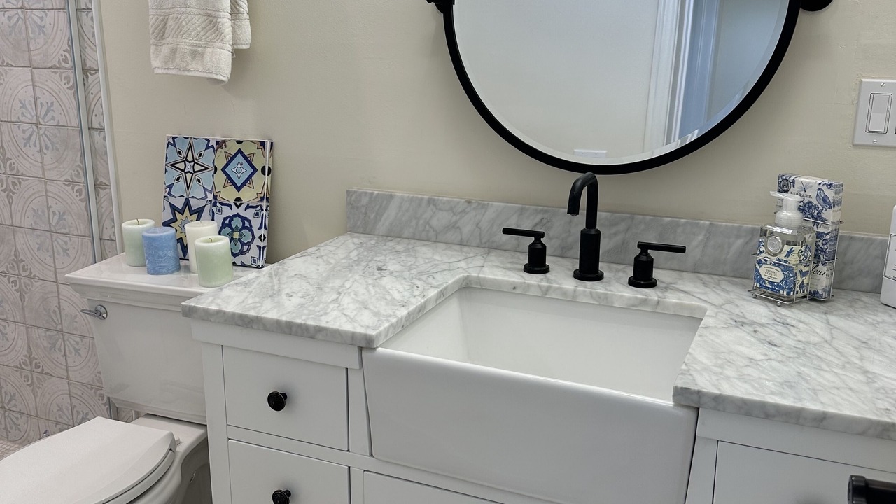 Photo of Bathroom in Avalon