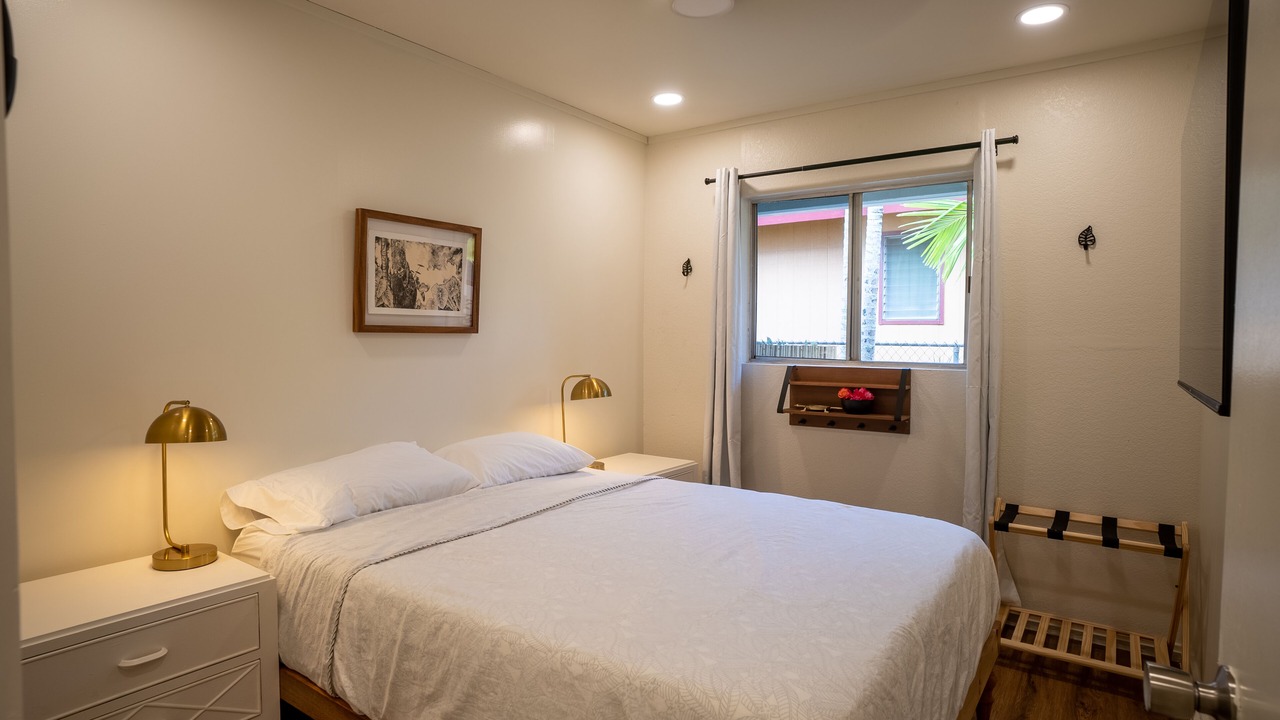 Photo of Bedroom in Waialua