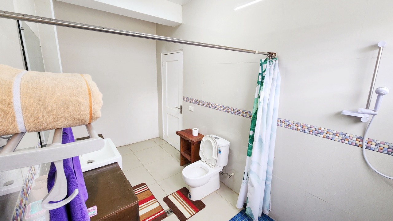 Photo of Bathroom in Tagaqe