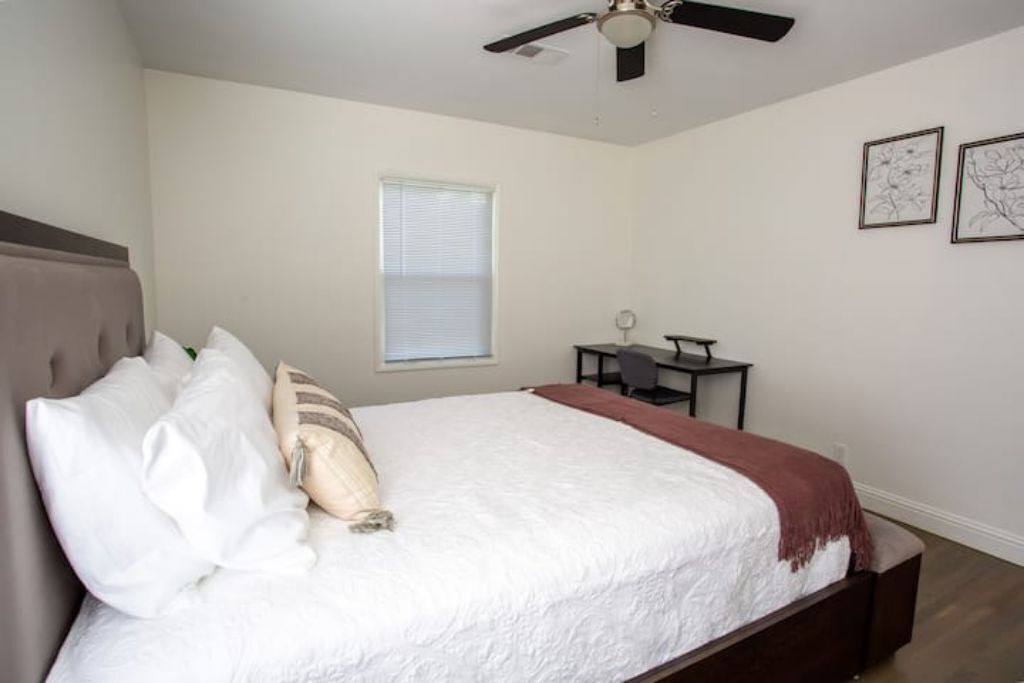 Photo of Bedroom in Baker Street