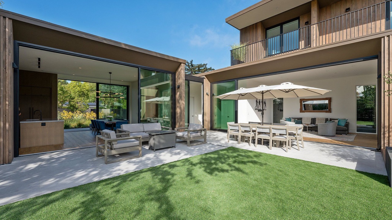 Photo of Outdoor in Alto Sutton Manor