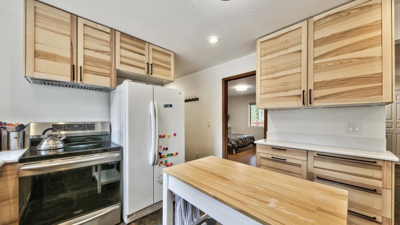 Photo of Kitchen in Christmas Valley